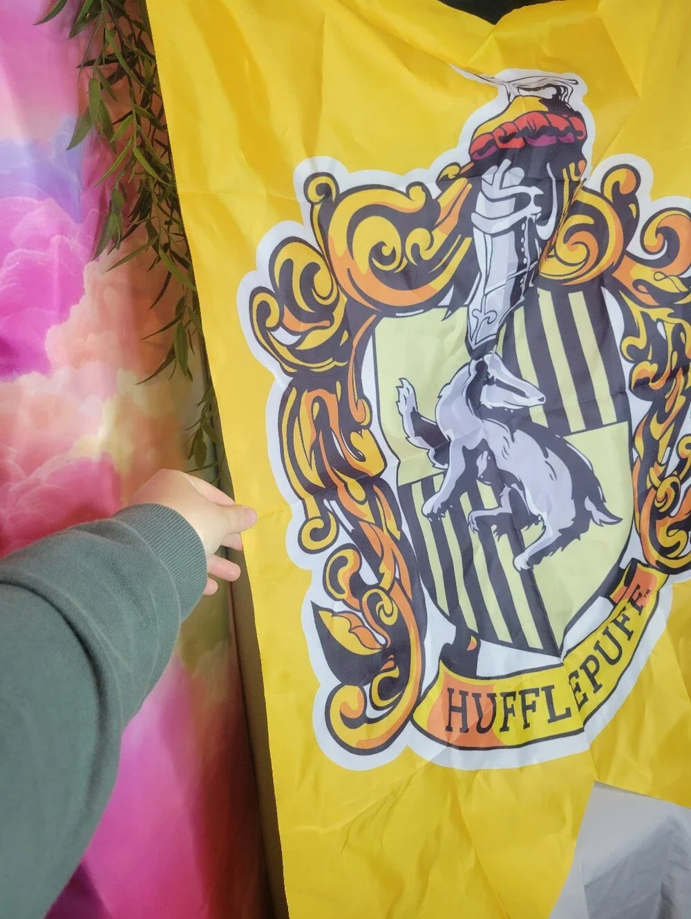 Harry Potter Hufflepuff Yellow & Black House Crest Tapestry